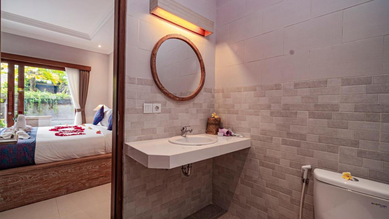 אובוד Ayu Sari Guesthouse By Mahaputra מראה חיצוני תמונה